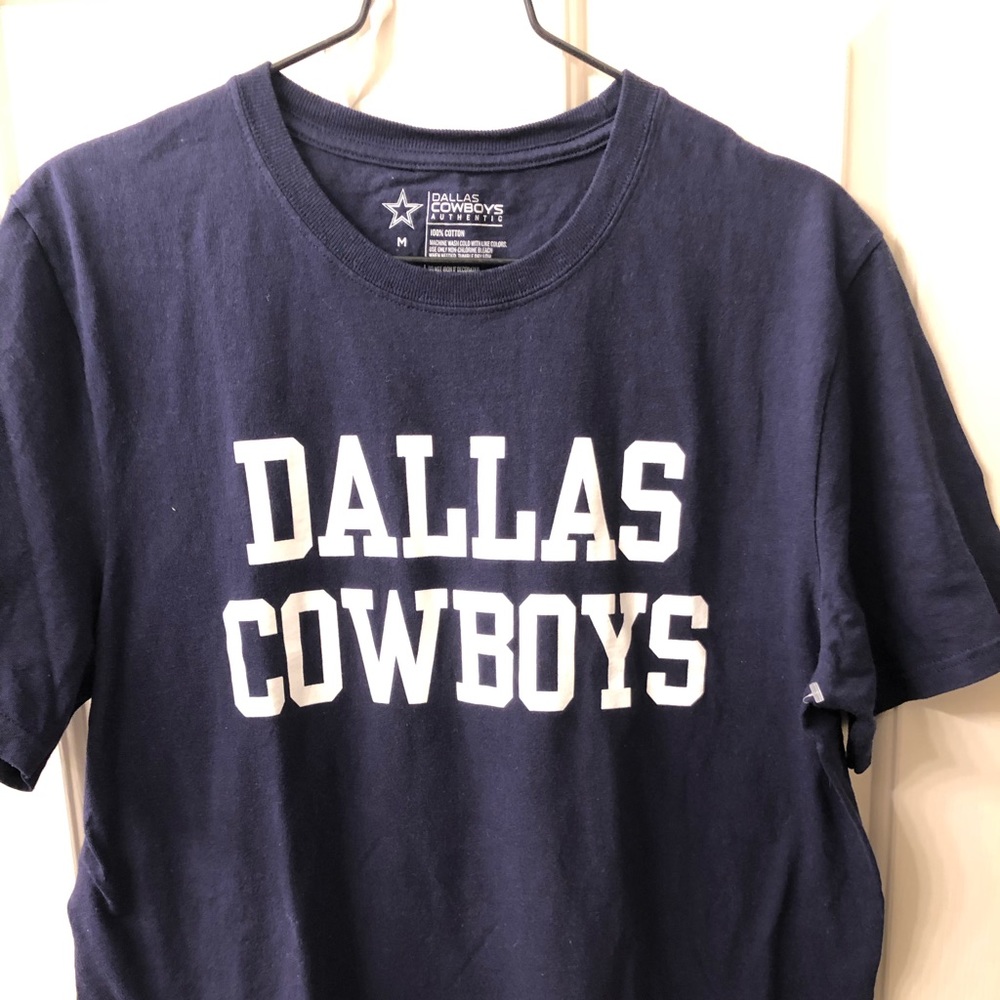 Dallas Cowboys Size M Tshirt